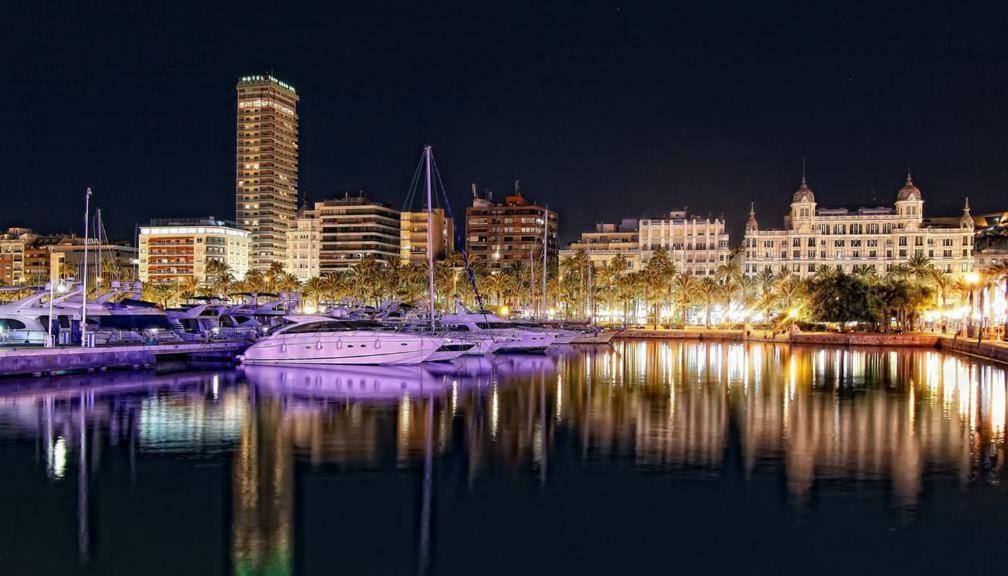 Casco Historico Apartment Alicante Luaran gambar
